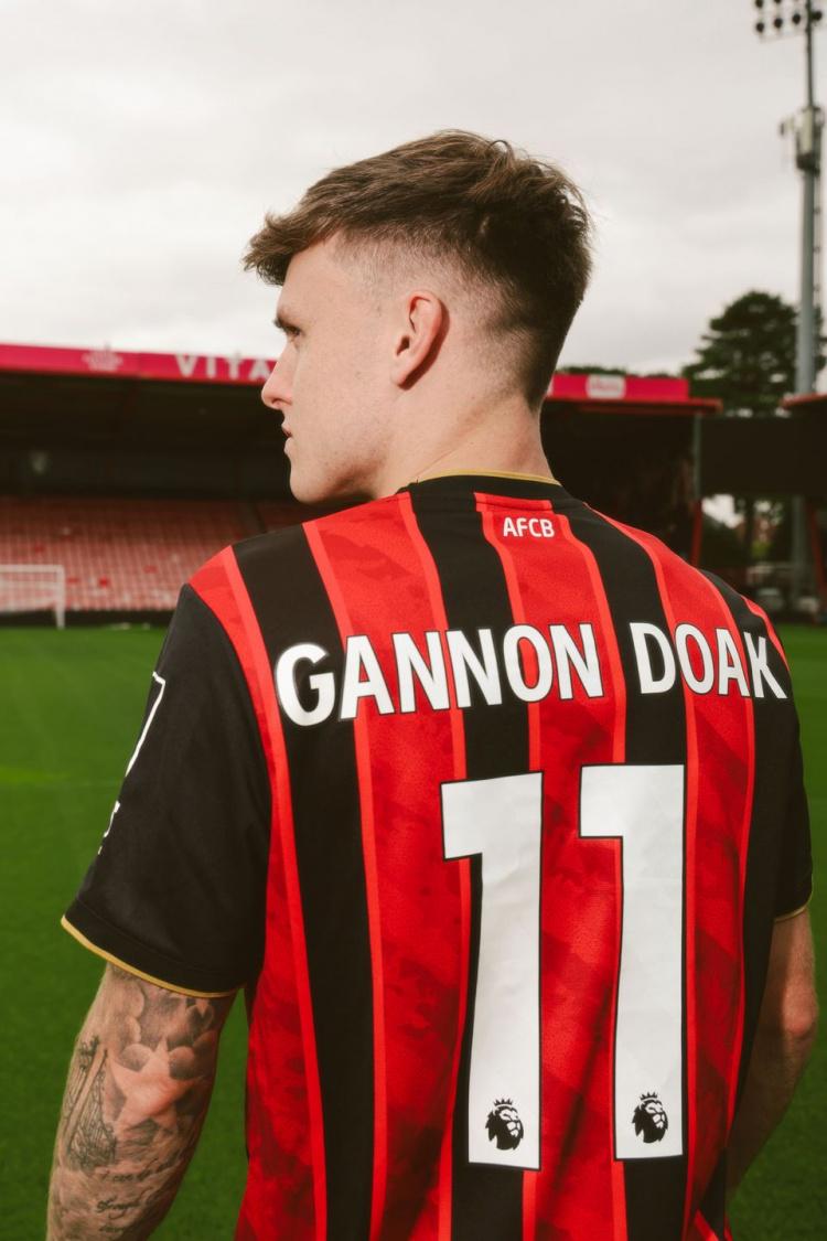 伯恩茅斯实 伯恩茅斯实