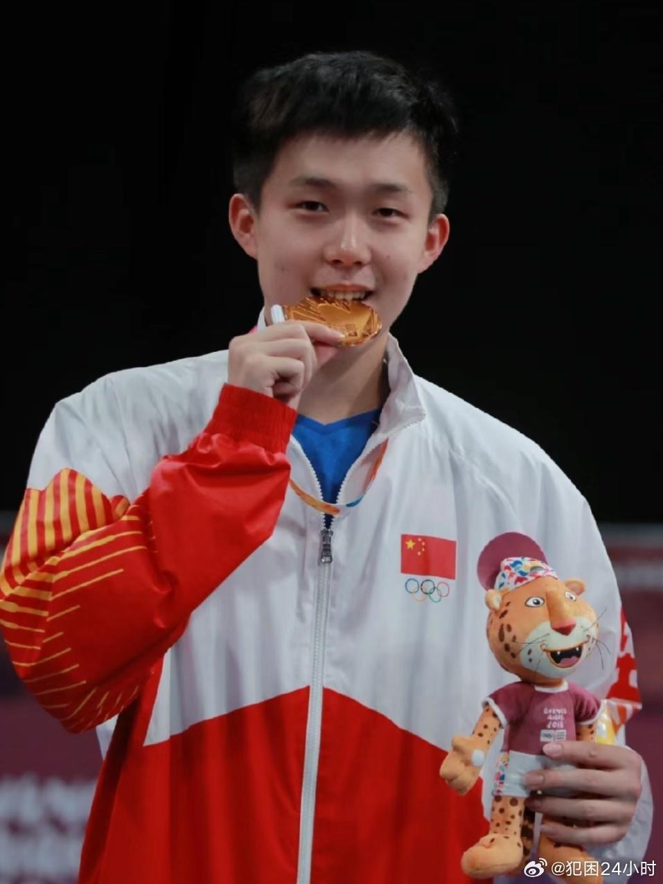 乒赢了, 脱掉衣服