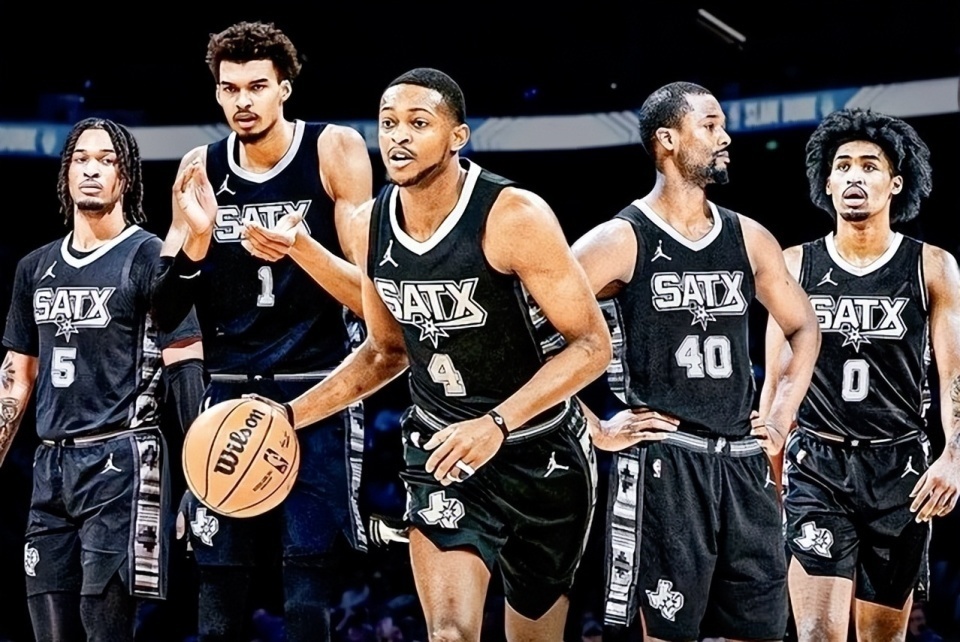 态爆棚, 但休赛期因 态爆棚, 但休赛期因